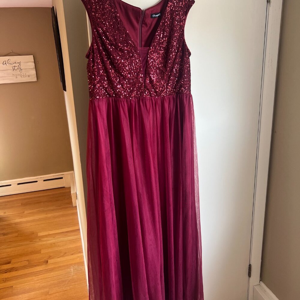 Poenypretty Burgundy Gown